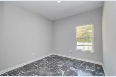 898 Road 3556, Cleveland, TX 77327 - Photo 14