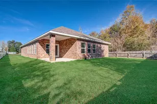 898 Rd 3556, Cleveland, TX 77327 - Photo 32