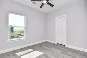 1008 20th St, Dickinson, TX 77539 - Photo 30