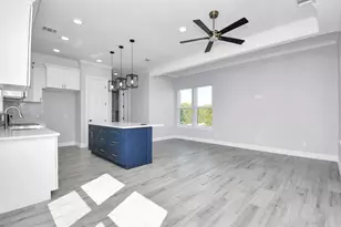 1008 20th St, Dickinson, TX 77539 - Photo 12
