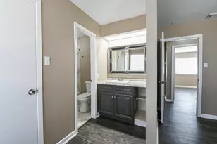 21 Pineash Ct, The Woodlands, TX 77381 - Photo 12