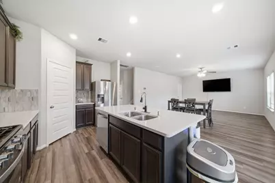 1812 Kingsford Prairie Court, Pearland, TX 77089 - Photo 6