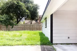 8002 Hurst Forest Dr, Humble, TX 77346 - Photo 34