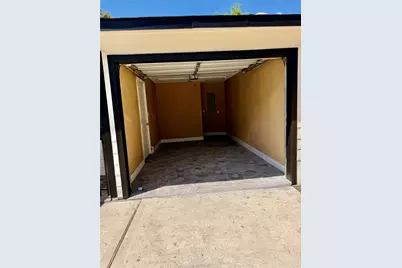 7922 Jutland Road Road, Houston, TX 77033 - Photo 4