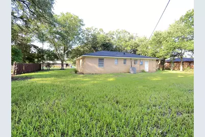 409 La Bradford Drive, Bay City, TX 77414 - Photo 18