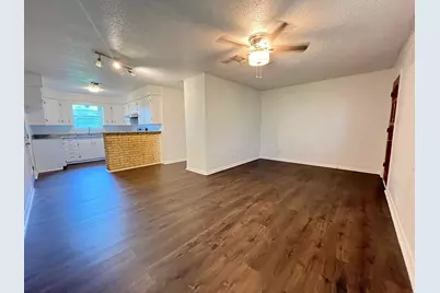 409 La Bradford Drive, Bay City, TX 77414 - Photo 6