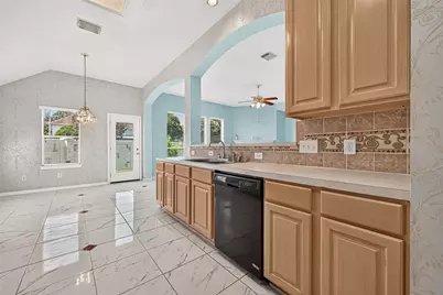 12338 Ashford Hollow Drive, Sugar Land, TX 77478 - Photo 18
