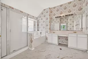 12338 Ashford Hollow Dr, Sugar Land, TX 77478 - Photo 30