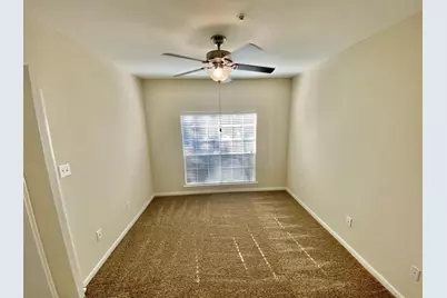 1919 Post Oak Park Dr Drive #1114, Houston, TX 77027 - Photo 4