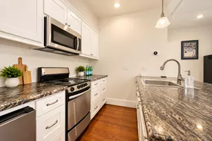 832 Nicholson St, Houston, TX 77007 - Photo 32