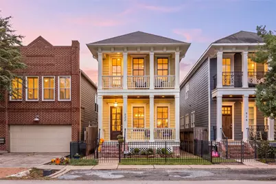 832 Nicholson Street, Houston, TX 77007 - Photo 1