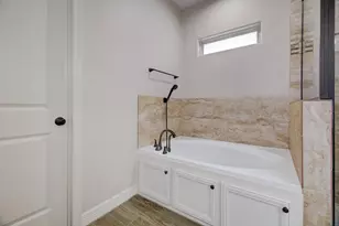 210 Rd 662, Dayton, TX 77535 - Photo 22