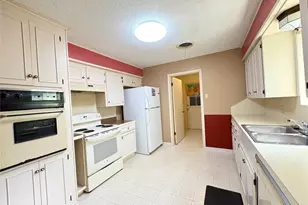 2801 Del Monte Ave, Bay City, TX 77414 - Photo 8