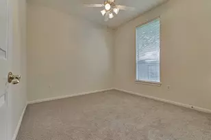 27 S Belfair Pl, The Woodlands, TX 77382 - Photo 22
