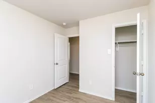 21819 King Hts Ln, Houston, TX 77073 - Photo 14