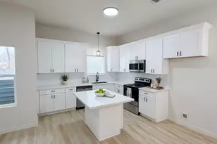 9742 Garcroft A-B St, Houston, TX 77029 - Photo 2