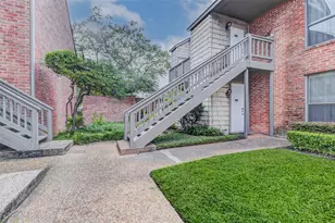 2829 Timmons Ln, Houston, TX 77027 - Photo 20
