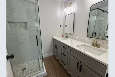 426 N Holland Street, Bellville, TX 77418 - Photo 16