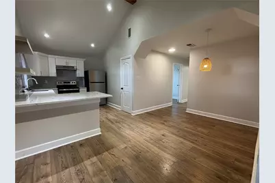 426 N Holland Street, Bellville, TX 77418 - Photo 12