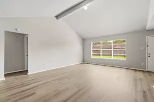 10107 Willmont Rd, La Porte, TX 77571 - Photo 2