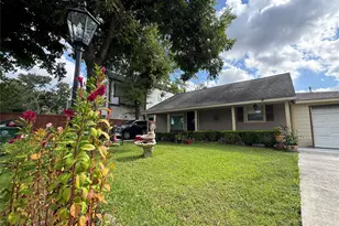 7518 Gracia St, Houston, TX 77037 - Photo 10