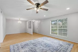 2338 Shadowdale Dr, Houston, TX 77043 - Photo 6