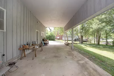 303 Lakeshore Drive, Taylor Lake Village, TX 77586 - Photo 38