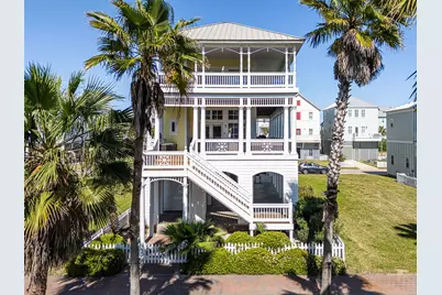 730 Beachtown Passage, Galveston, TX 77550 - Photo 1