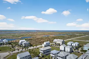 730 Beachtown Passage, Galveston, TX 77550 - Photo 6