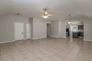 5500 N Buffalo Cir, Willis, TX 77378 - Photo 4