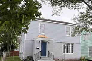 4711 Ave R 1/2, Galveston, TX 77551 - Photo 1