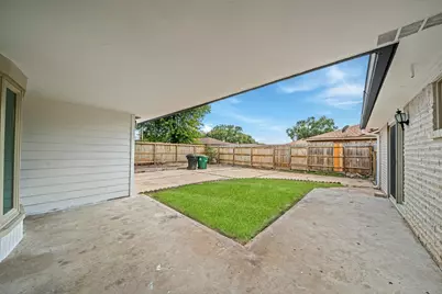 9227 Vickijohn Drive, Houston, TX 77031 - Photo 26