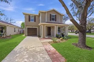 11202 Log Cabin Ln, Tomball, TX 77375 - Photo 1