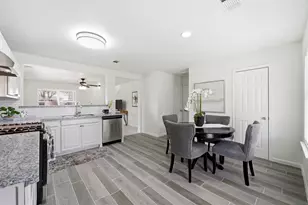 11202 Log Cabin Ln, Tomball, TX 77375 - Photo 8