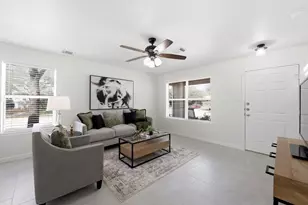 11202 Log Cabin Ln, Tomball, TX 77375 - Photo 4