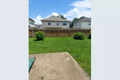 16142 Crooked Arrow Drive, Sugar Land, TX 77498 - Photo 10