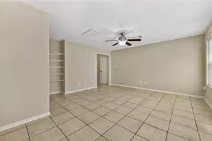 2106 Tomlinson Trail Dr, Houston, TX 77067 - Photo 6