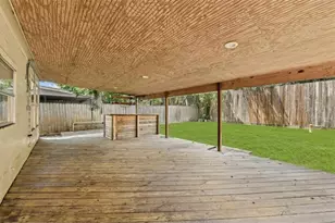 2106 Tomlinson Trail Dr, Houston, TX 77067 - Photo 16