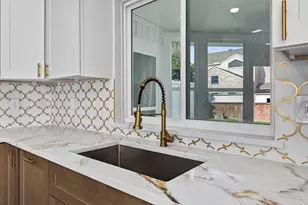 2302 Ashford Hollow Ln, Houston, TX 77077 - Photo 30