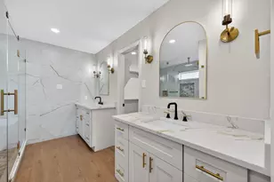 2302 Ashford Hollow Ln, Houston, TX 77077 - Photo 16
