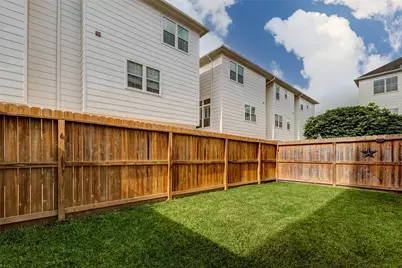 610 Leverkuhn Street, Houston, TX 77007 - Photo 28