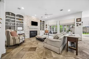 4503 Holly St, Bellaire, TX 77401 - Photo 8