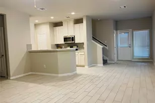 24714 Thornbluff Briar Trl, Houston, TX 77336 - Photo 4
