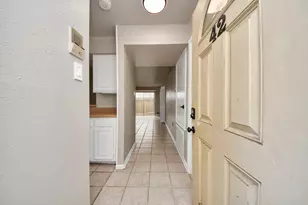 10075 Westpark Dr, Houston, TX 77042 - Photo 4