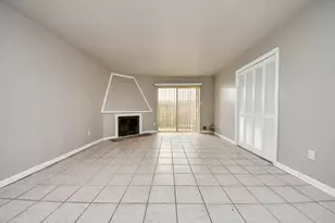 10075 Westpark Dr, Houston, TX 77042 - Photo 8