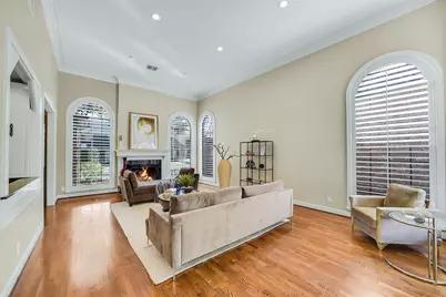 9410 Briar Forest Drive, Houston, TX 77063 - Photo 10