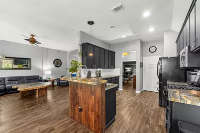 74 Blackstar Place, The Woodlands, TX 77382 - Photo 12