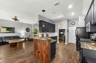 74 Blackstar Pl, The Woodlands, TX 77382 - Photo 12