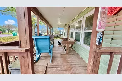 503 Honeysuckle Drive, La Marque, TX 77568 - Photo 4