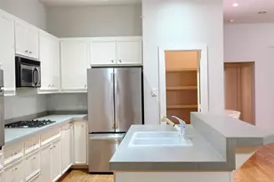 9821 Meredith Elise Ct, Houston, TX 77025 - Photo 16